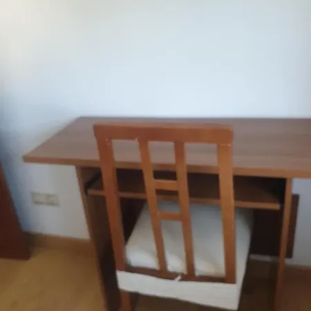 En