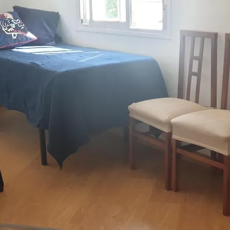 En